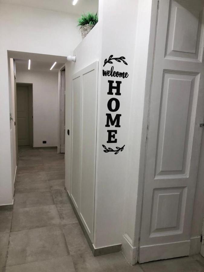 Nadyle House Hotel Naples Exterior photo
